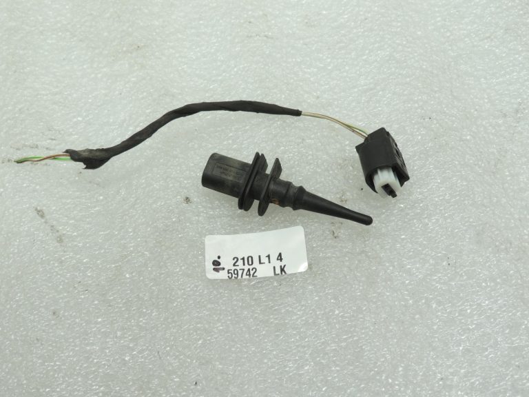 Oriģinālais BMW ārējās temperatūras sensors ar kontaktdakšu 65816936953
