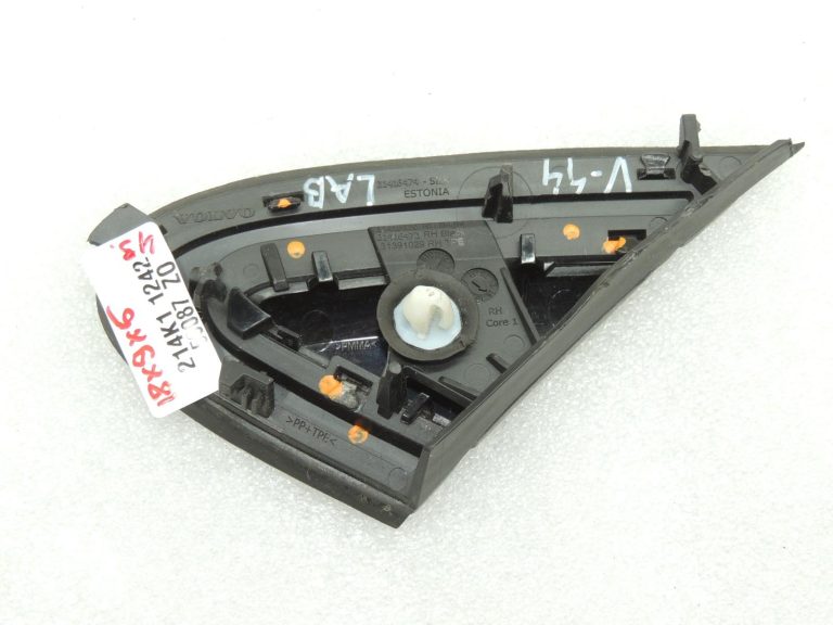 Volvo V40 II Cross Country A-pilona durvju apdare pa labi 31651973