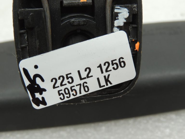 Mitsubishi Pajero V7 V6 iekšējais atpakaļskata spogulis MR515708