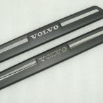Volvo V40 II Cross Country iekšējās sliekšņu apmales priekšējais komplekts 31265842