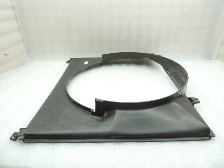 Mitsubishi L200 K74T 4D56 2.5TD pārsega ventilācijas atveres difuzors MR571153