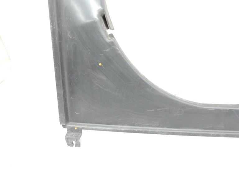 Mitsubishi L200 K74T 4D56 2.5TD pārsega ventilācijas atveres difuzors MR571153