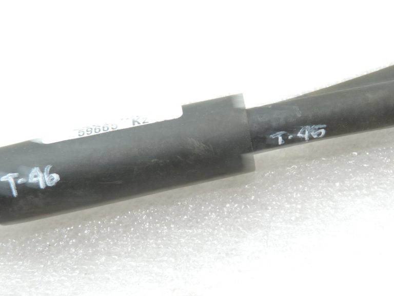 Oriģinālā Toyota Yaris P9 1.3 VVT-i (2SZFE) Ūdens šļūtenes apvedceļš Nr.1
