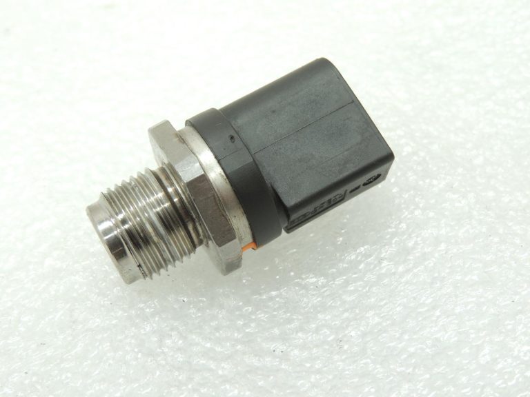 Oriģinālais BMW F20 F21 F22 F22 F30 F31 F34 dīzeļdegvielas B47 N47 N57 degvielas spiediena sensors