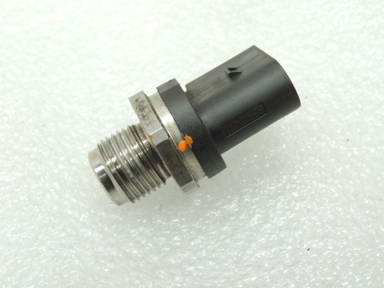 Oriģinālais BMW F20 F21 F22 F22 F30 F31 F34 dīzeļdegvielas B47 N47 N57 degvielas spiediena sensors