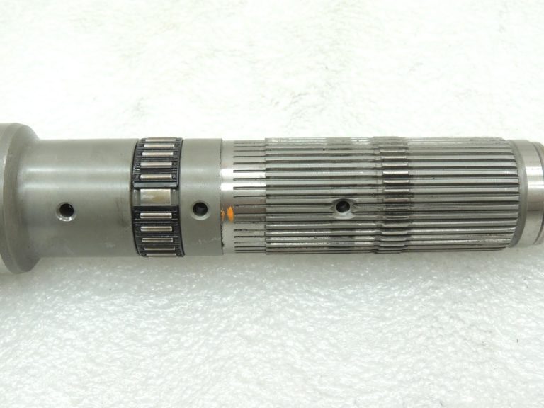 Oriģinālās BMW X3 E83 ATC400 pārnesumkārbas galvenās vārpstas 27107573217 7573217
