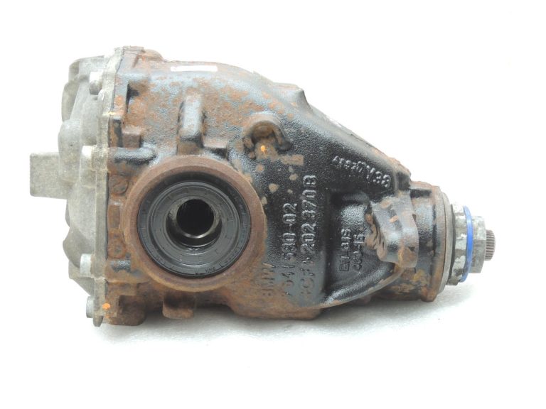 Oriģinālā BMW F20 F20 F21 F22 F22 F30 F31 aizmugurējās ass diferenciālis Diferenciālis 188 2,81 7605589