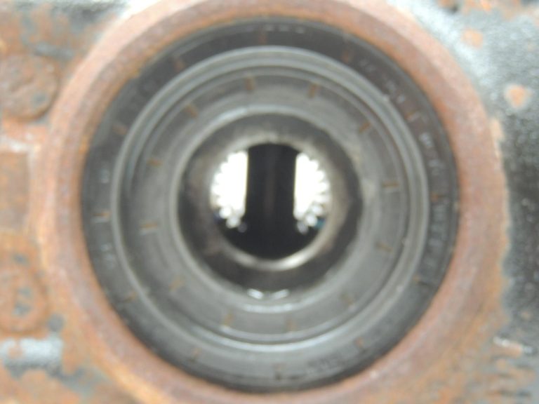 Oriģinālā BMW F20 F20 F21 F22 F22 F30 F31 aizmugurējās ass diferenciālis Diferenciālis 188 2,81 7605589