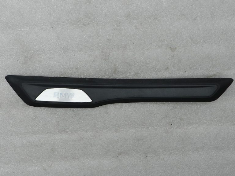 BMW F31 Oriģinālais durvju slieksnis aizmugurējais kreisais 51477263313