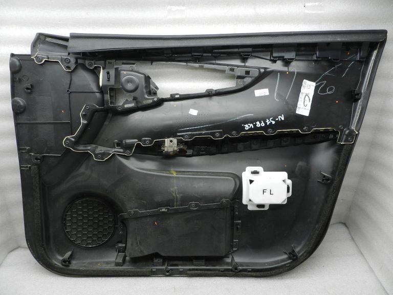 Nissan Qashqai J11 Original Durvju iekšējā abdare Priekšā krisajā puse 809014EA2A