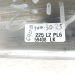 Mitsubishi Pajero V7 V6 Aizmugurējā bampera centrālais korms MR533017