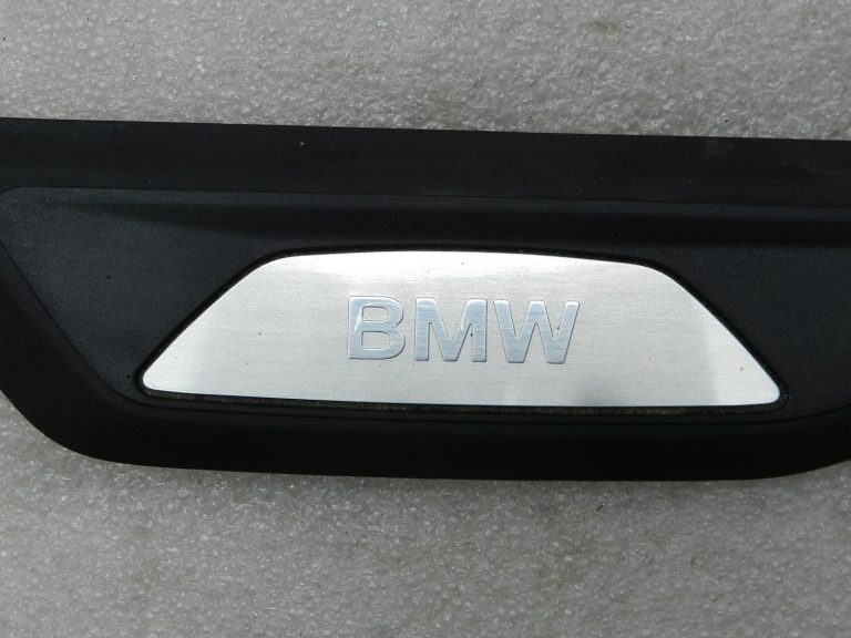 BMW F31 Oriģinālais durvju slieksnis aizmugurējais kreisais 51477263313