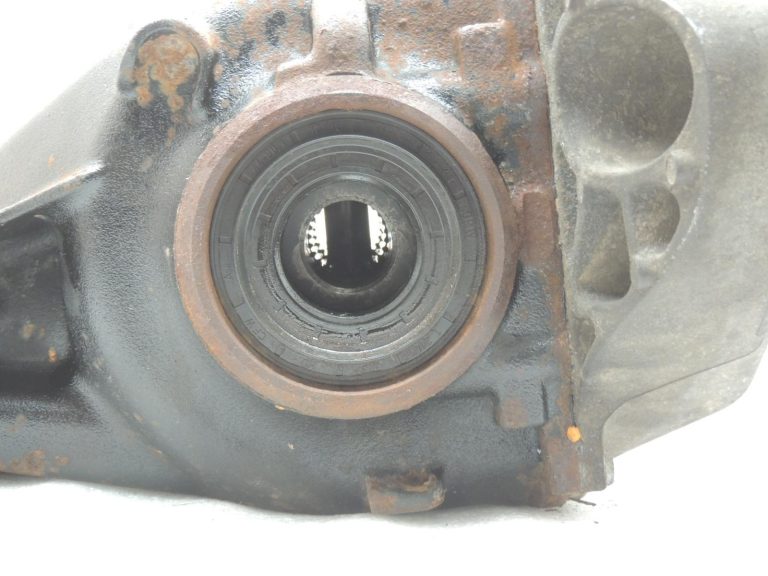 Oriģinālā BMW F20 F20 F21 F22 F22 F30 F31 aizmugurējās ass diferenciālis Diferenciālis 188 2,81 7605589