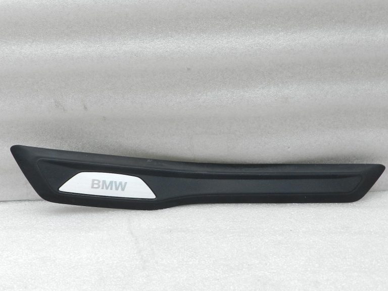 BMW F31 Oriģinālais durvju slieksnis aizmugurējais kreisais 51477263313