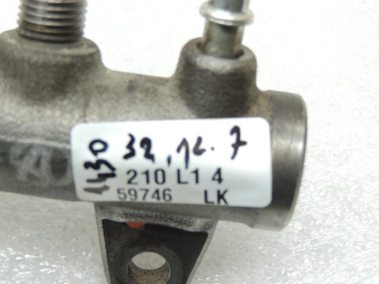 Oriģinālais BMW F20 F21 F22 F22 F30 F31 F34 dīzeļdegvielas sadalītājs B47 degvielas sliedei