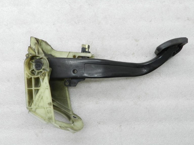 BMW F31 Oriģinālais bremžu pedālis 35006876797