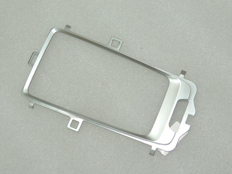Volvo V40 II Cross Country instrumentu paneļa apdare hromēta 9123189