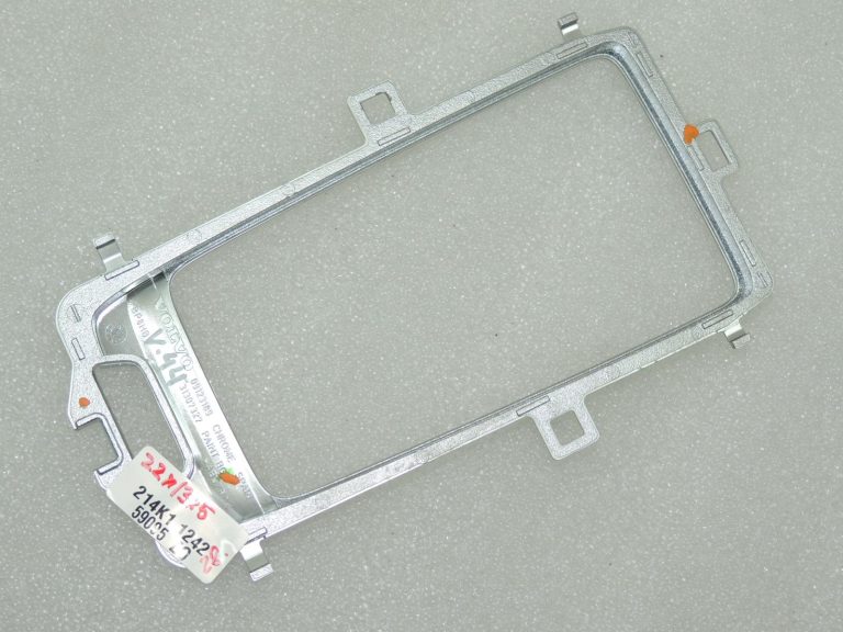 Volvo V40 II Cross Country instrumentu paneļa apdare hromēta 9123189