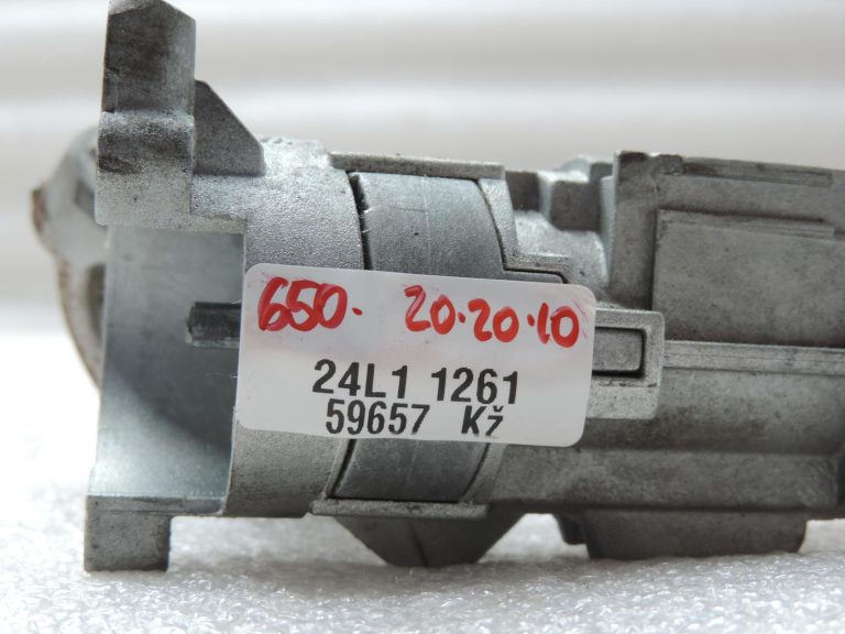 Oriģināls 2001-2005 Toyota Yaris P1 aizdedzes slēdzenes korpuss