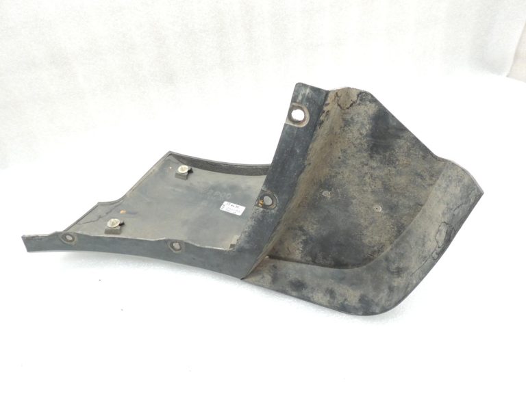 Mitsubishi Pajero V6 Īsais dubļusargu slieksnis Labais MR438734