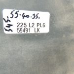 Mitsubishi Pajero V6 Īsais dubļusargu slieksnis Labais MR438734