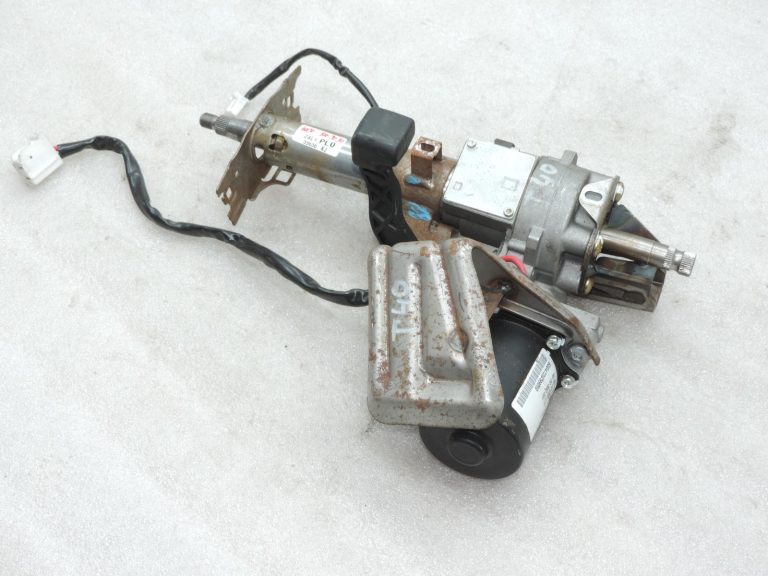 Oriģinālais 2003-2005 Toyota Yaris P1 stūres statnis ar elektrisko stūres pastiprinātāju