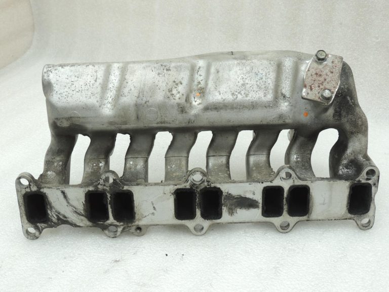 Mitsubishi Pajero V7 V6 3.2 DI-D 4M41 ieplūdes kolektora kolektors ME204212