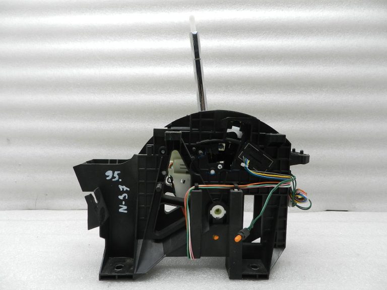 Nissan Qashqai Ātrumu Pārslēgšanas mehanisms 349014ED0B