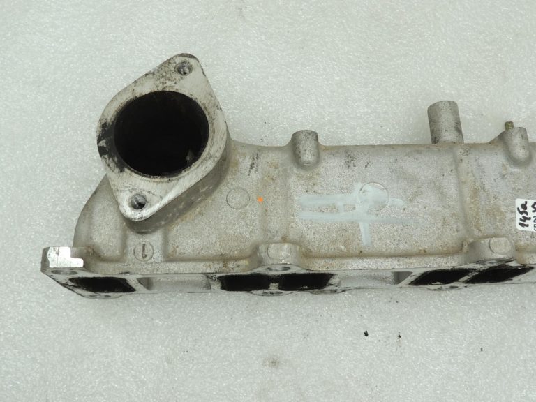 Mitsubishi Pajero V7 V6 3.2 DI-D 4M41 Ieplūdes kolektors Euro2 ME190712
