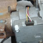 Oriģinālais 2003-2005 Toyota Yaris P1 stūres statnis ar elektrisko stūres pastiprinātāju