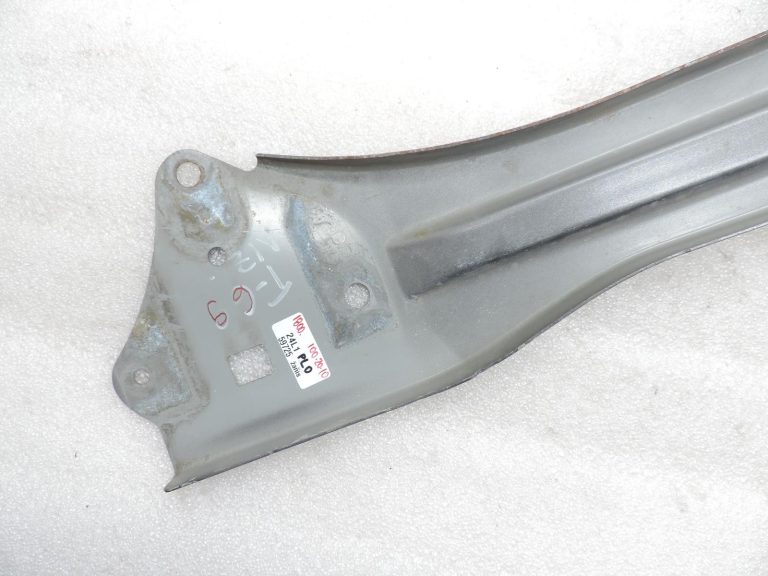 2011-2020 Toyota Yaris P13 aizmugurējā bampera balsta pastiprinājums pelēks (1G3)