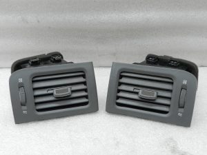 Nissan X-trail T31 oriģinālo ventilācijas atveru priekšējais komplekts