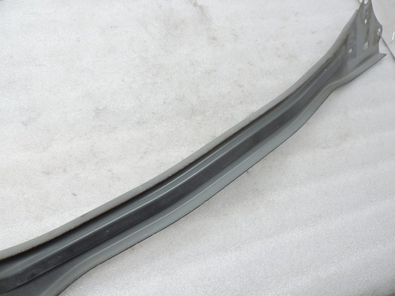 2011-2020 Toyota Yaris P13 aizmugurējā bampera balsta pastiprinājums pelēks (1G3)