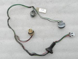 Nissan X-trail T30 oriģināla elektroinstalācijas instalācija aizmugurējam lukturim 265518H300