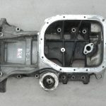 Oriģinālā 2001-2005 Toyota Yaris P1 1.4 D4D (1NDTV) eļļas tvertnes augšējā daļa