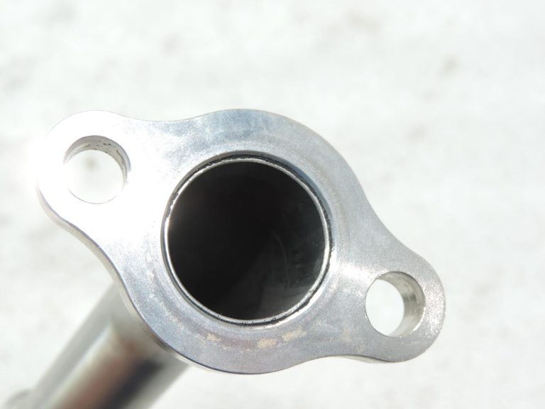 Oriģināla Toyota Auris/Corolla E15 2.0/2.2 D4D EGR caurule