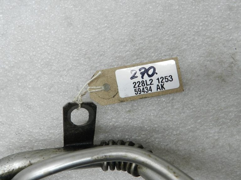 Nissan oriģinālā eļļas šļūtene turbokompresoram 2.0DCI 1519700QAB