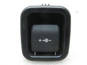 BMW oriģinālā 12 V kontaktligzda bagāžnieka 61346843098