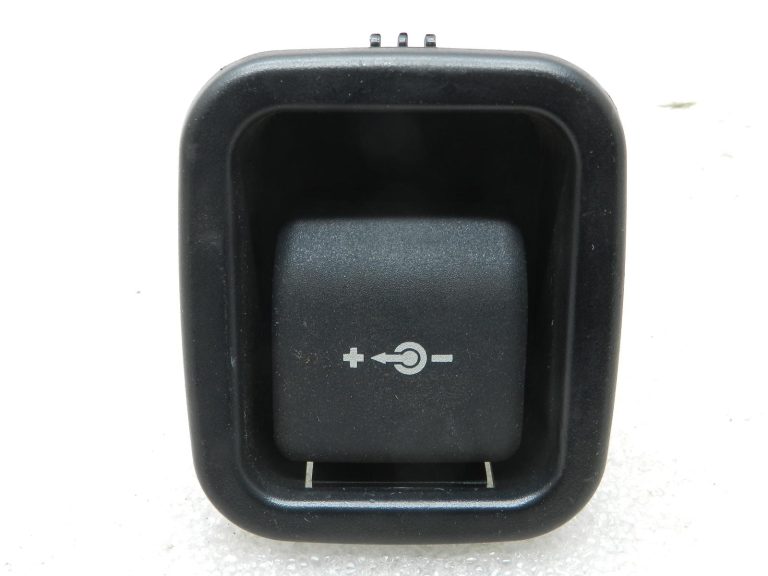 BMW oriģinālā 12 V kontaktligzda bagāžnieka 61346843098