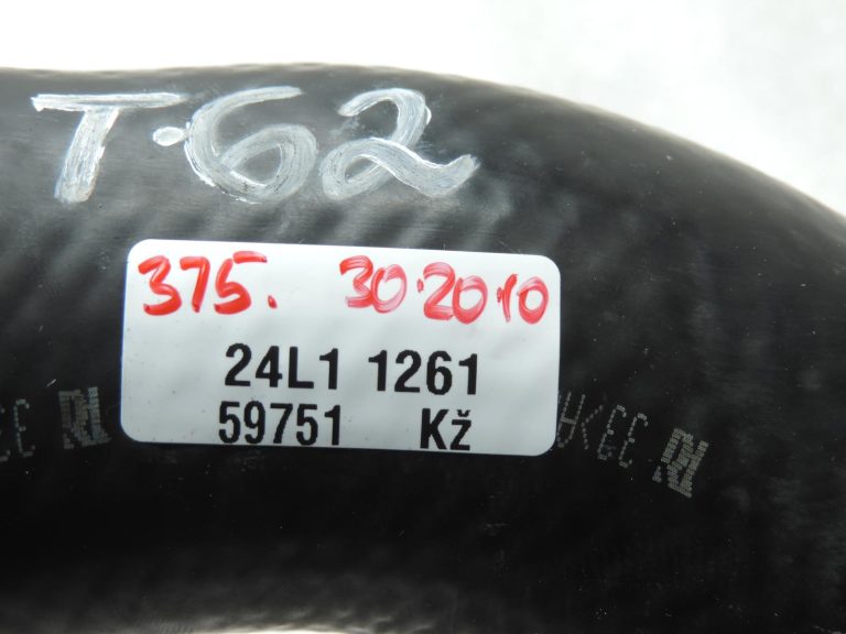 Oriģinālā Toyota Auris/Corolla E15 2.0/2.2 D4D uzpildes gaisa šļūtene