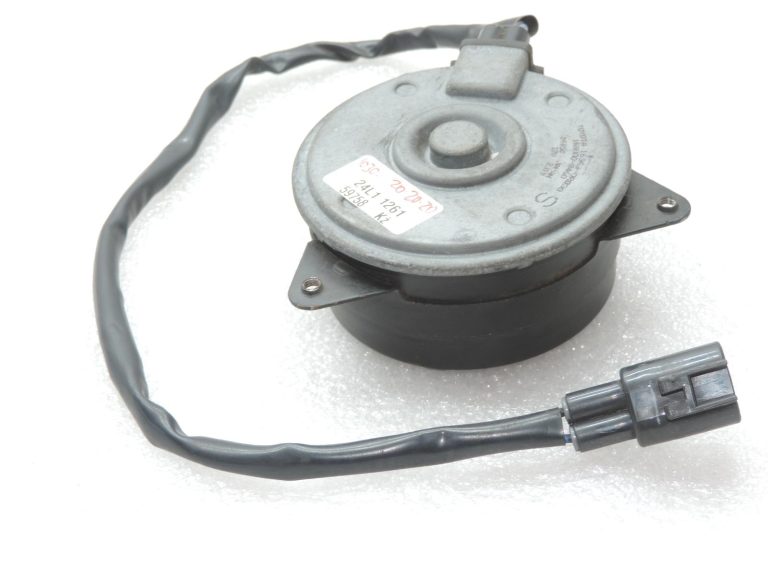 Oriģināls Toyota Auris/Corolla E15 2.0/2.2 D4D ventilatora motors Nr.2