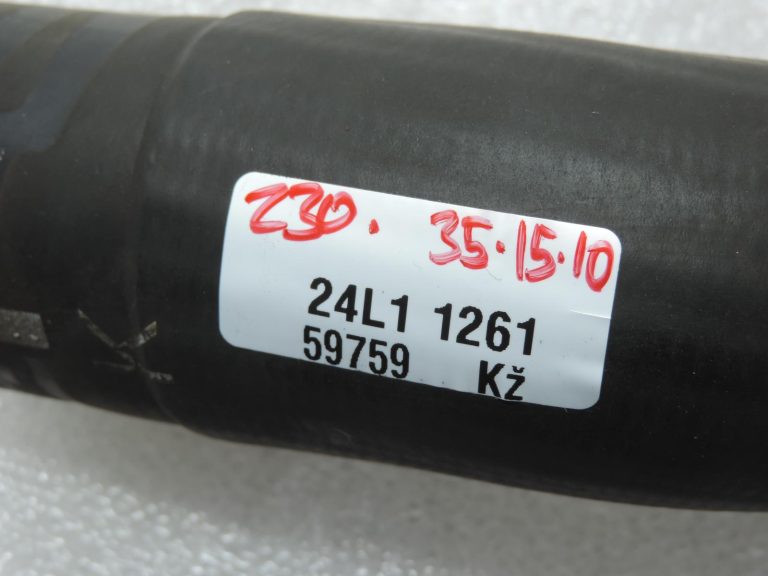 Oriģināla Toyota Auris/Corolla E15 2.0/2.2 D4D Radiatora šļūtene augšējā