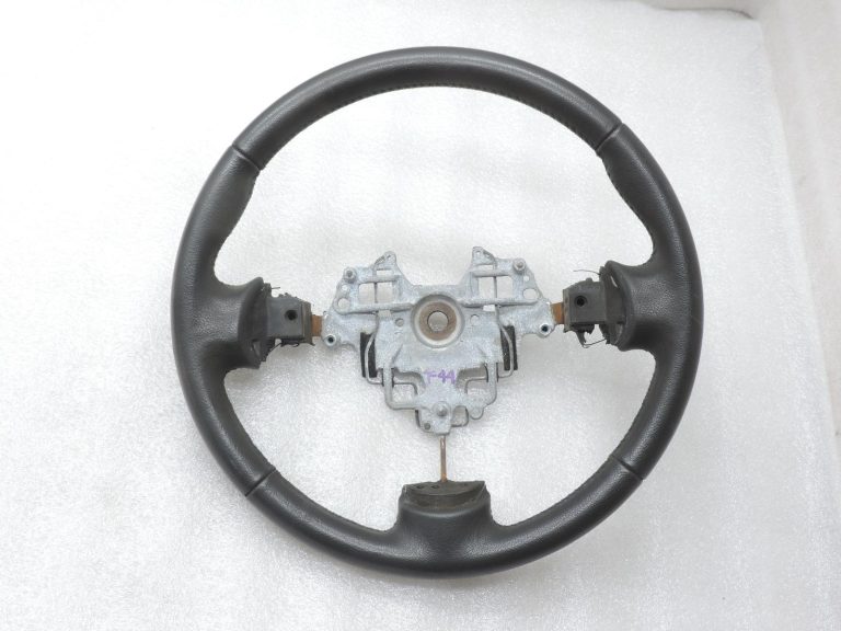 Oriģinālais Toyota Corolla E12 stūres rats top stāvoklis 50Tkm