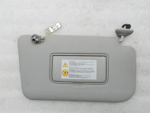 Nissan X-Trail oriģināls saules aizsarglīdzeklis labajā pusē 96400JG43A