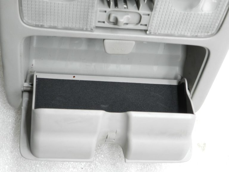 Nissan X-Trail Original Salano abgaismojums priekšā DEFEKTS!!! 26430JG00C