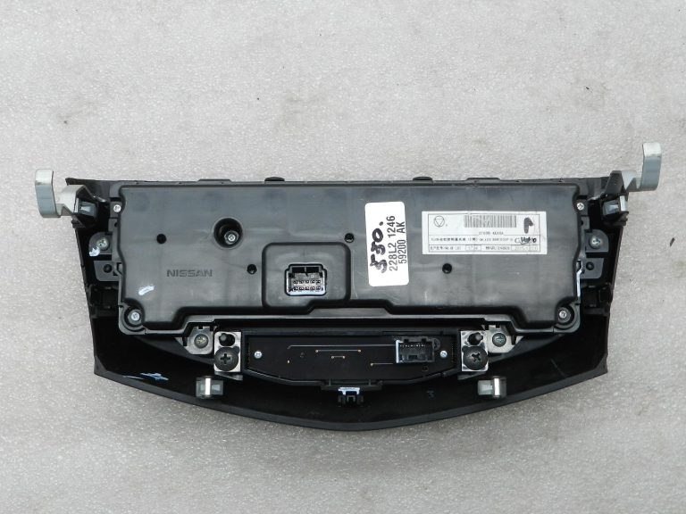 Nissan X-Trail oriģinālā klimata kontrole 275004EA0A