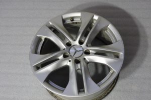 Mercedes-Benz W212 E klases 1 oriģinālais alumīnija ritenis 8Jx17 ET48 A2124010902