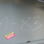 Mazda CX7 priekšējo durvju kreisā puse Krāsa 32S Galaxy Grey Metallic Priekšējo durvju kreisā puse