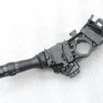 Oriģinālais Toyota Auris E15 stūres kolonnas slēdža gaismas indikatora slēdzis