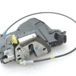 Oriģinālā Toyota Auris E15 durvju slēdzene priekšējā kreisā 6904002210, 69040-02210